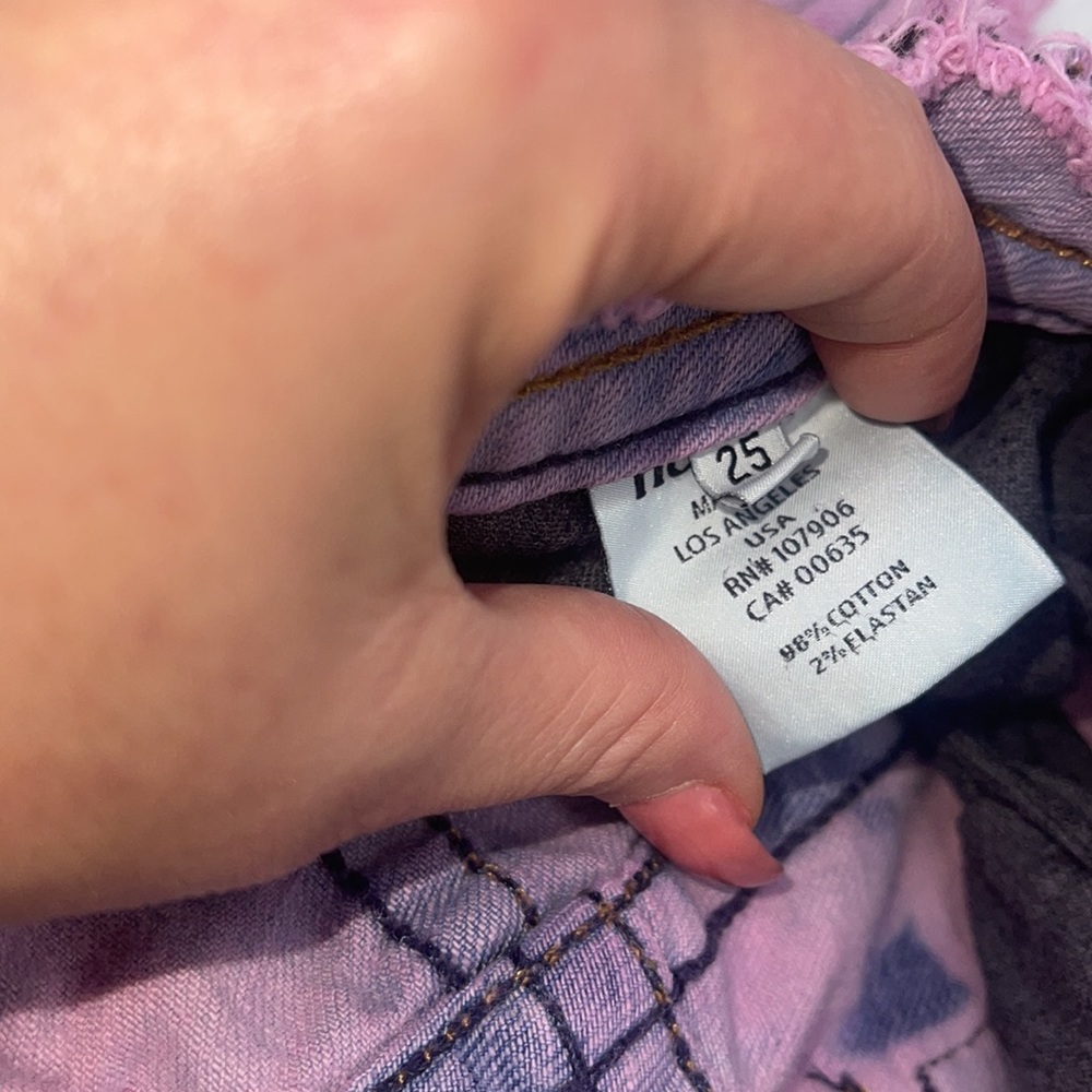 Hudson size 25. Low rise waist. Pink acid wash upcycled denim shorts - Picture 5 of 7